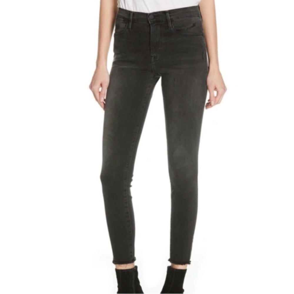 Frame Le High Raw Hem Ankle Skinny Jeans in Faded Black. Women’s 31 (27x26)